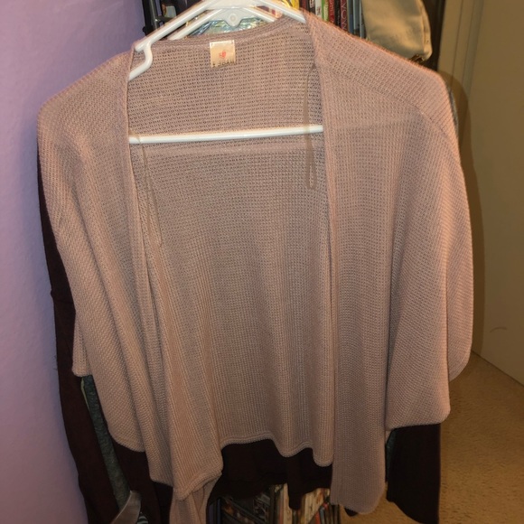 Cardigan - Picture 1 of 1